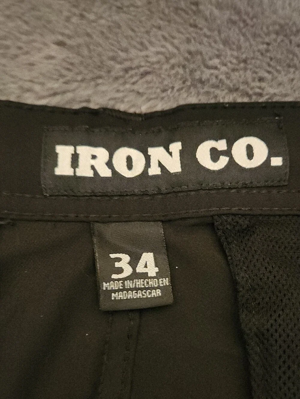 IR0N CO. Men’s Black Cargo Shorts with Utility Pockets